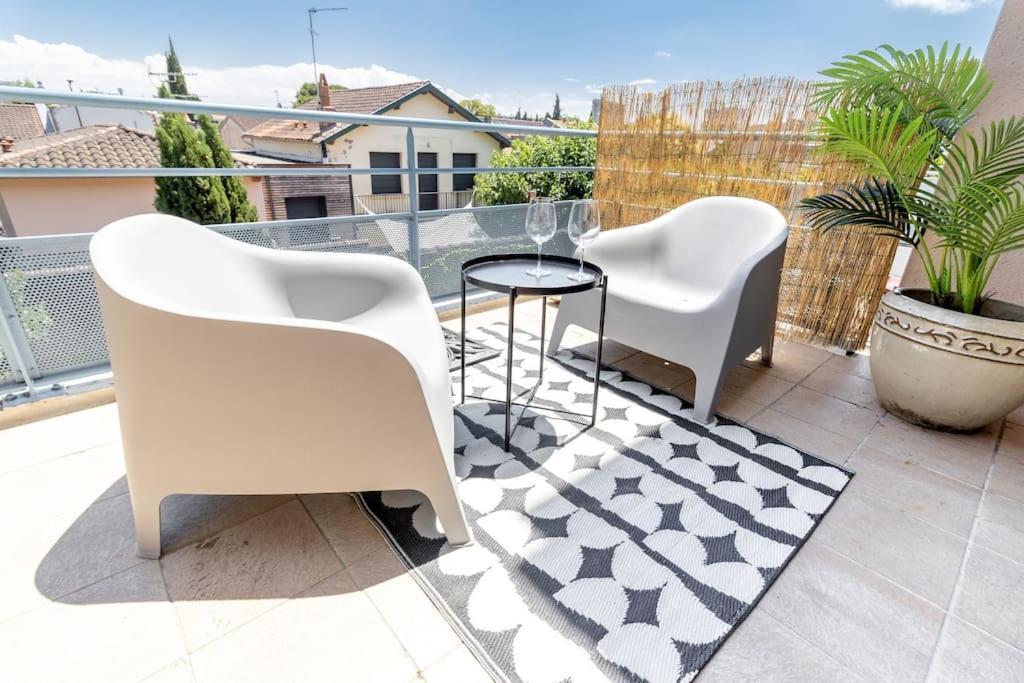 Beautiful Apartment With Terrace + Private Parking Toulouse Ngoại thất bức ảnh